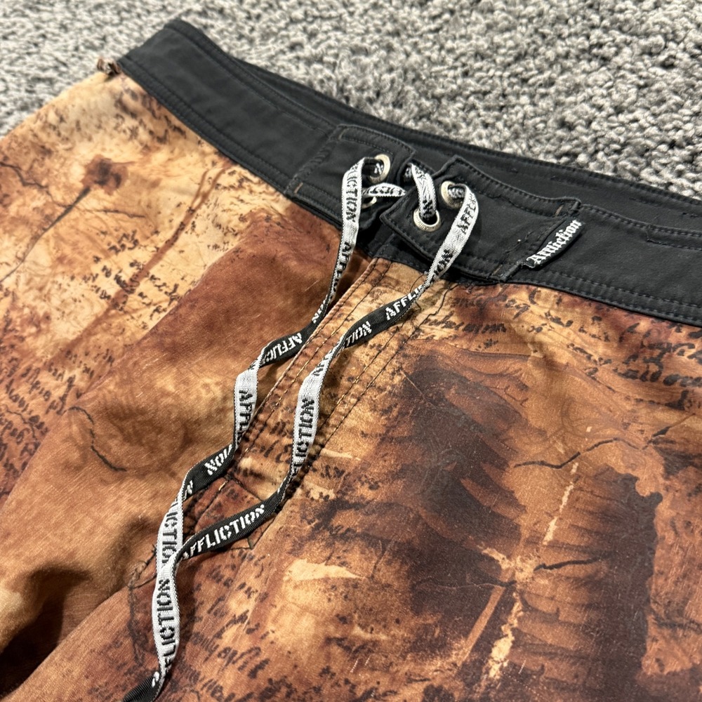 Y2K Affliction Board Shorts Mens Brown Script Graphic Swim Trunks Excellent 34